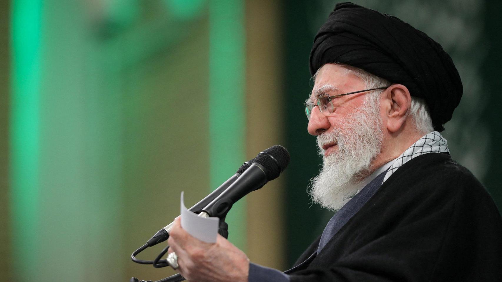 Jameneí acusa a EEUU de ser responsable de "las víctimas, los daños y las acusaciones que ha dirigido a la nación iraní”