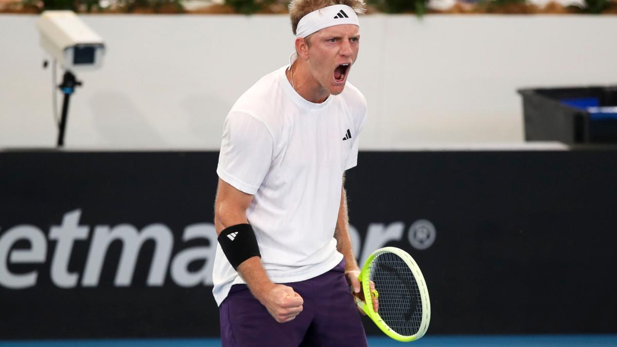 El otro gran cambio en el tenis español a lo Alcaraz - Ferrero<br>