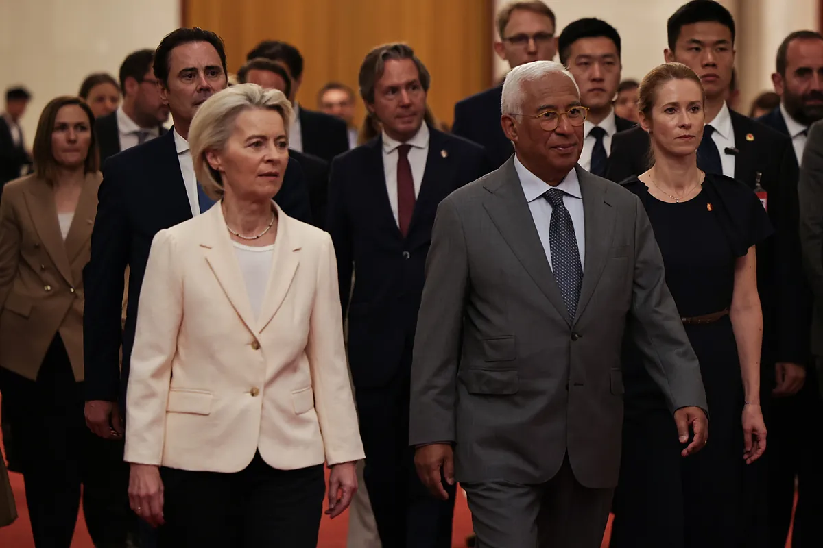 La UE convoca una cumbre extraordinaria de líderes para responder a Trump