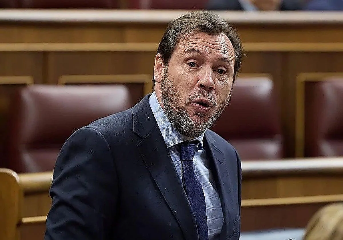 Óscar Puente: «El accidente ha sido terrible, dos vagones han salido despedidos»