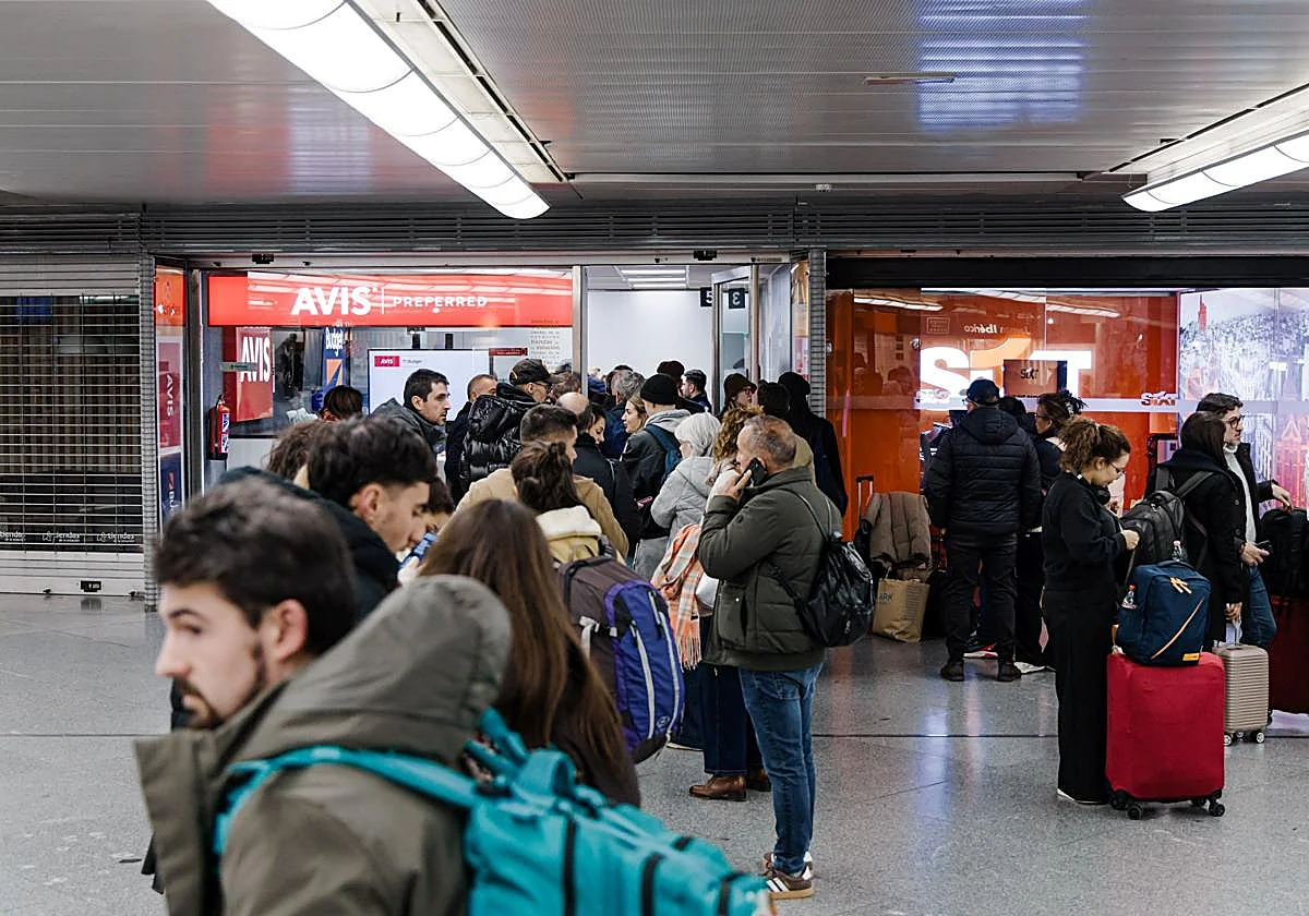 Suspendidos todos los trenes entre Madrid y Córdoba, Sevilla, Málaga y Huelva este lunes