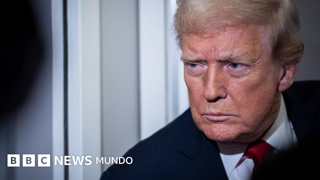El gobierno de Trump paraliza los procesos de residencia y ciudadanía para migrantes de Venezuela, Cuba, Haití y otros 16 países