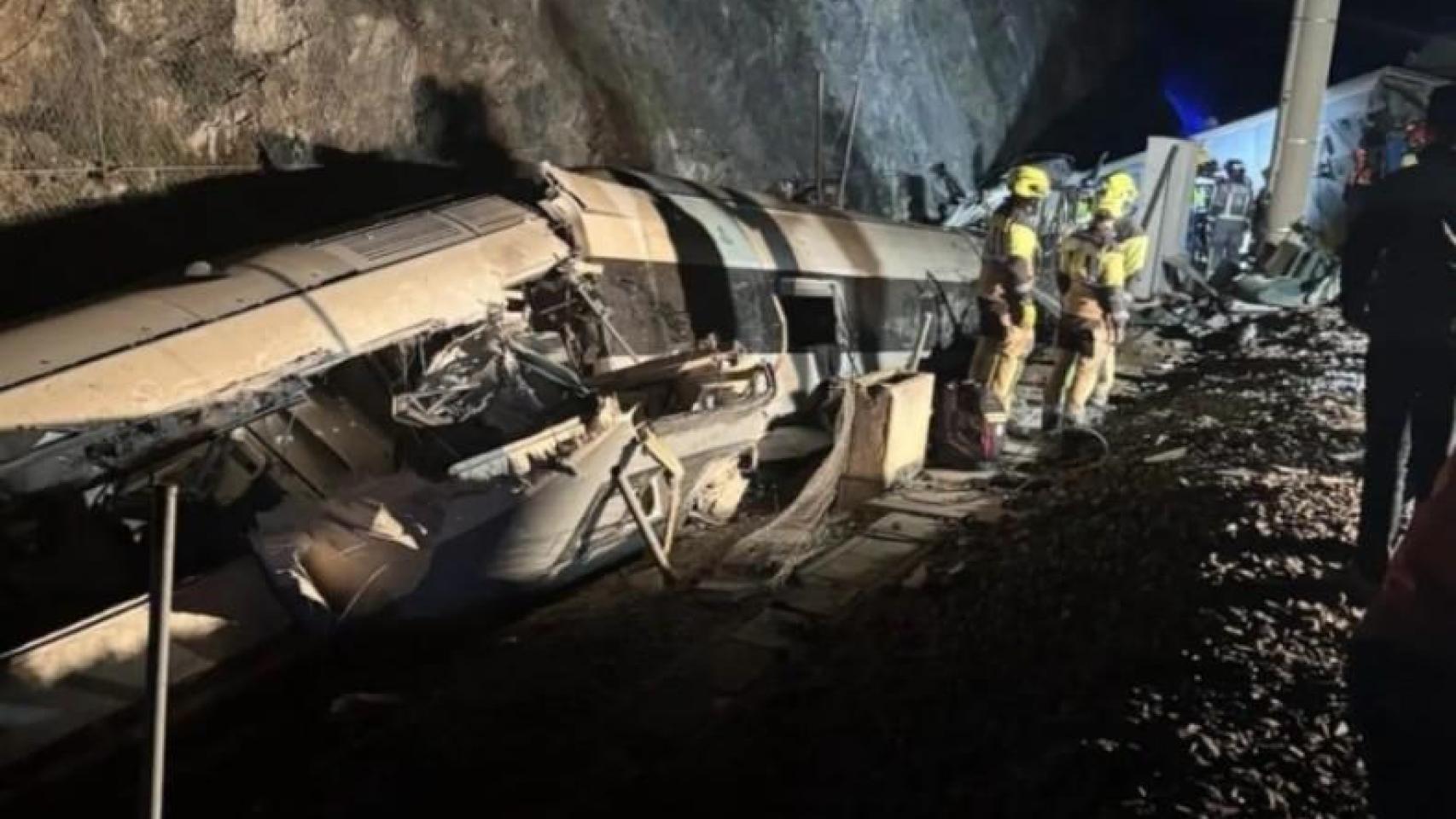 "Hubo 20 segundos entre un tren y otro, el frenado de emergencia no pudo actuar": así fue el accidente en Adamuz