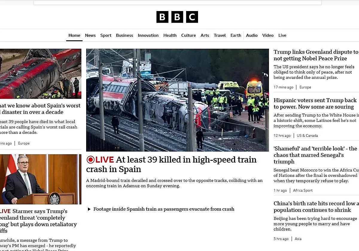 La prensa internacional destaca en sus portadas el accidente: «Los viajeros salieron despedidos»