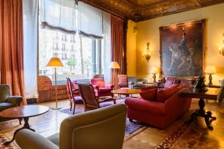 El Círculo Ecuestre recorta un 80% su deuda financiera neta