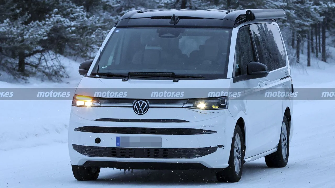 Cazada la Volkswagen Multivan 2027 con un rediseño más profundo de lo que parece