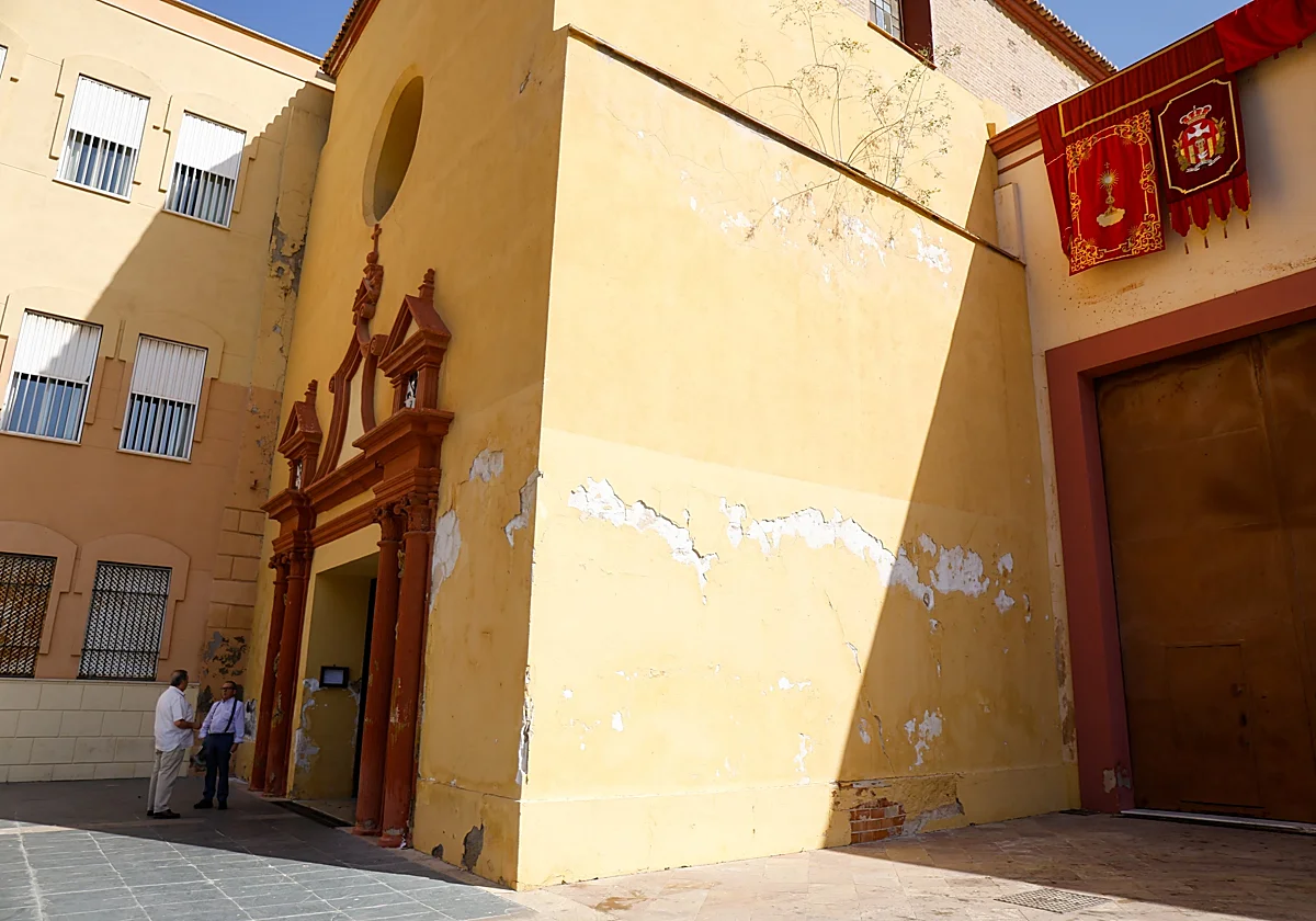 La Junta rechaza un arreglo provisional de la fachada de la iglesia de Santo Domingo en Málaga