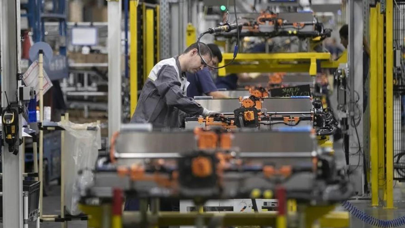 El FMI fecha el fin del 'milagro' español: el crecimiento caerá a la mitad y convergerá con el resto de Europa en 2027