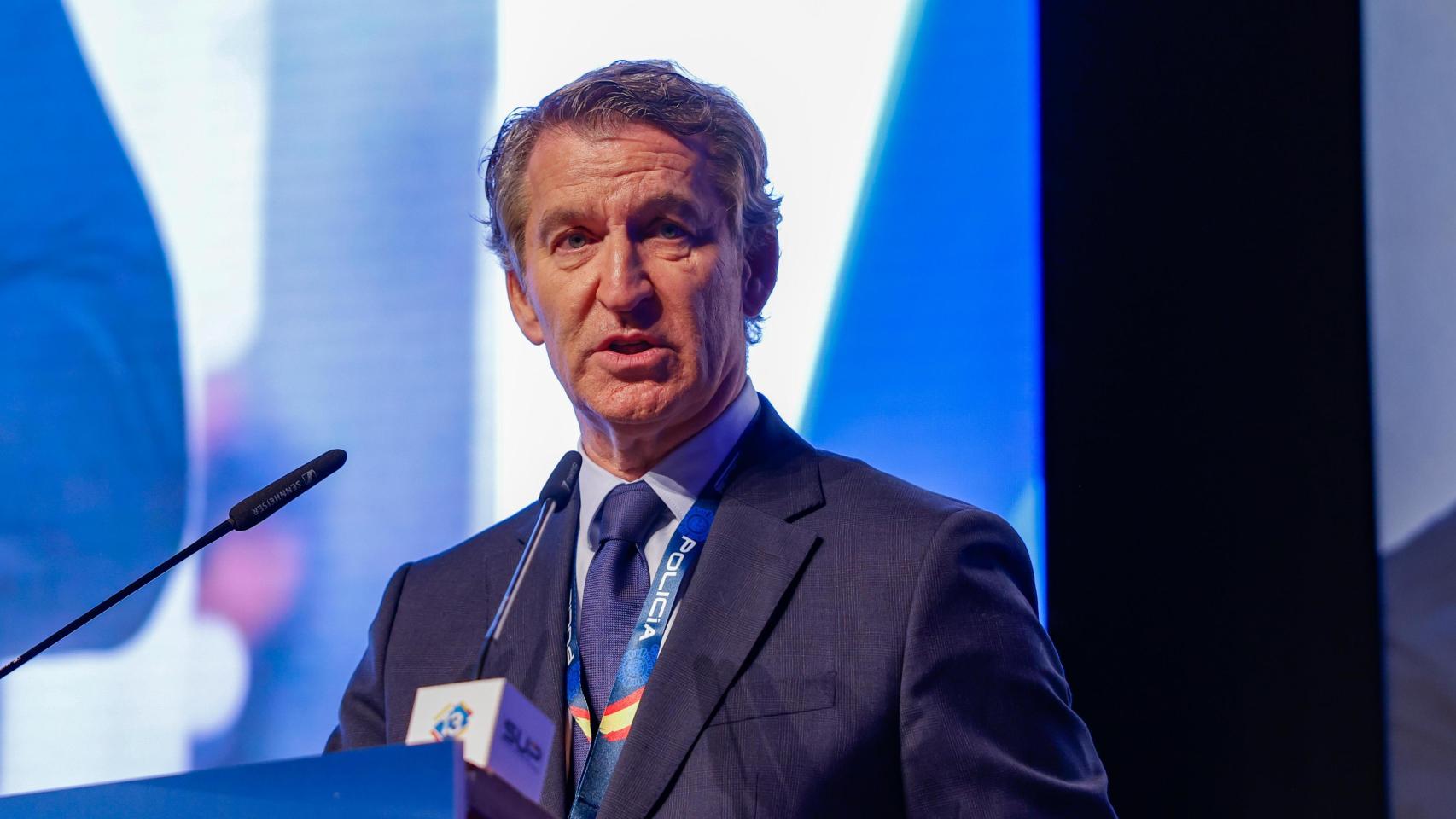 Feijóo recrimina el último guiño de Sánchez a Junts para recomponer la legislatura: "Está perdiendo la dignidad"