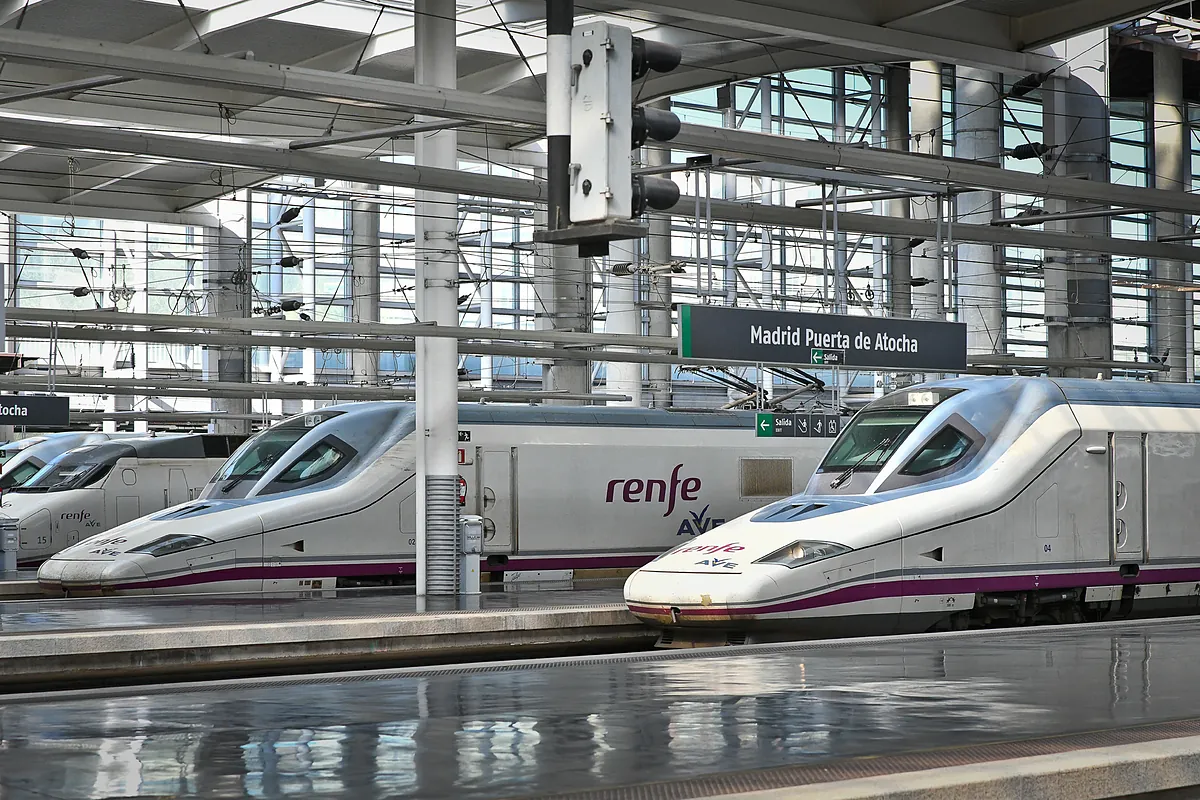 Adif limita un tramo de alta velocidad entre Madrid y Barcelona a 160 km/h