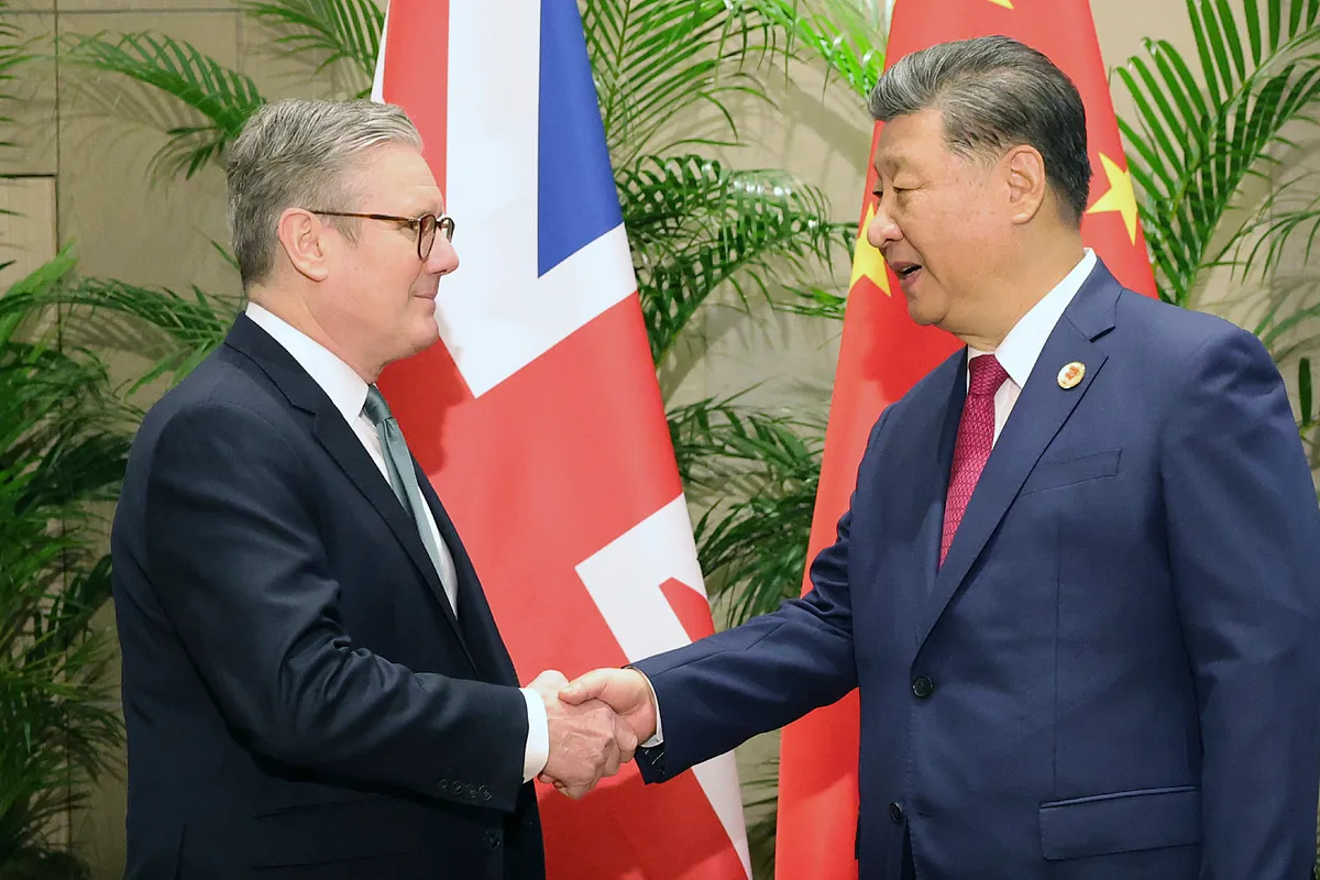 Starmer aprueba la polémica superembajada china en Londres