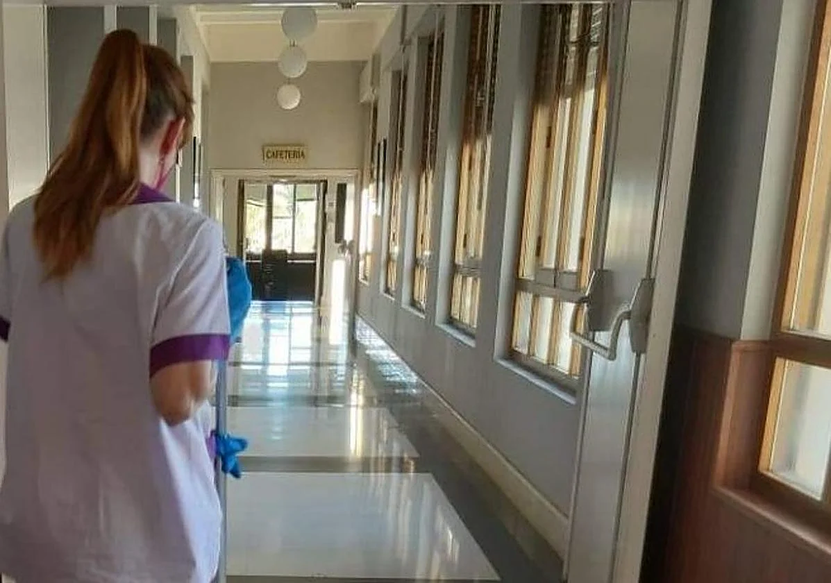 IU-Podemos reclama que se paralice la contratación del gerente de la empresa de limpieza de Torremolinos con un sueldo de 51.000 euros