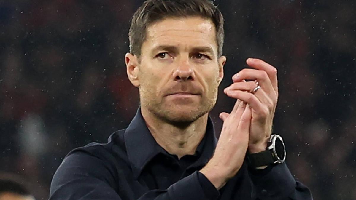 Slot se harta: "Xabi Alonso me llamó y me dijo que..."