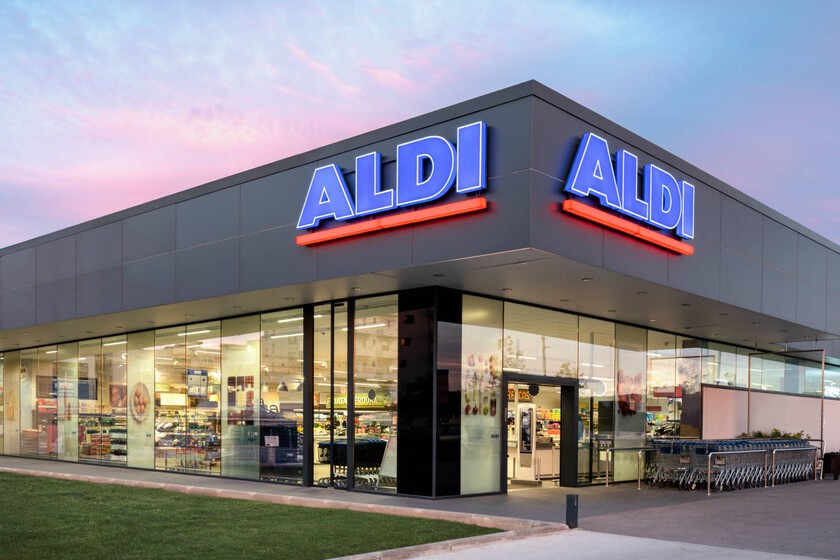 Aldi tiene desde hoy esta baliza V16 rebajada y que es compacta, ligera y muy resistente