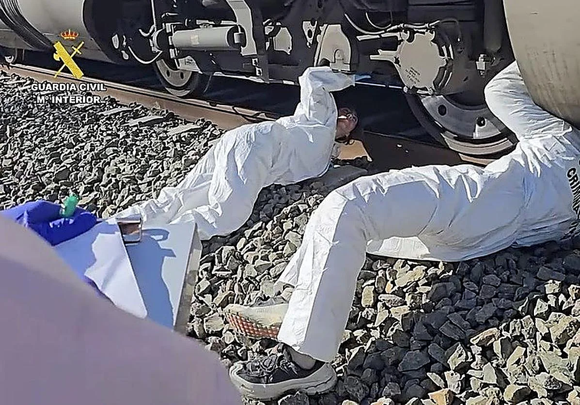 Investigators find evidence in Iryo train wheels to suggest that track broke due to 'wear'