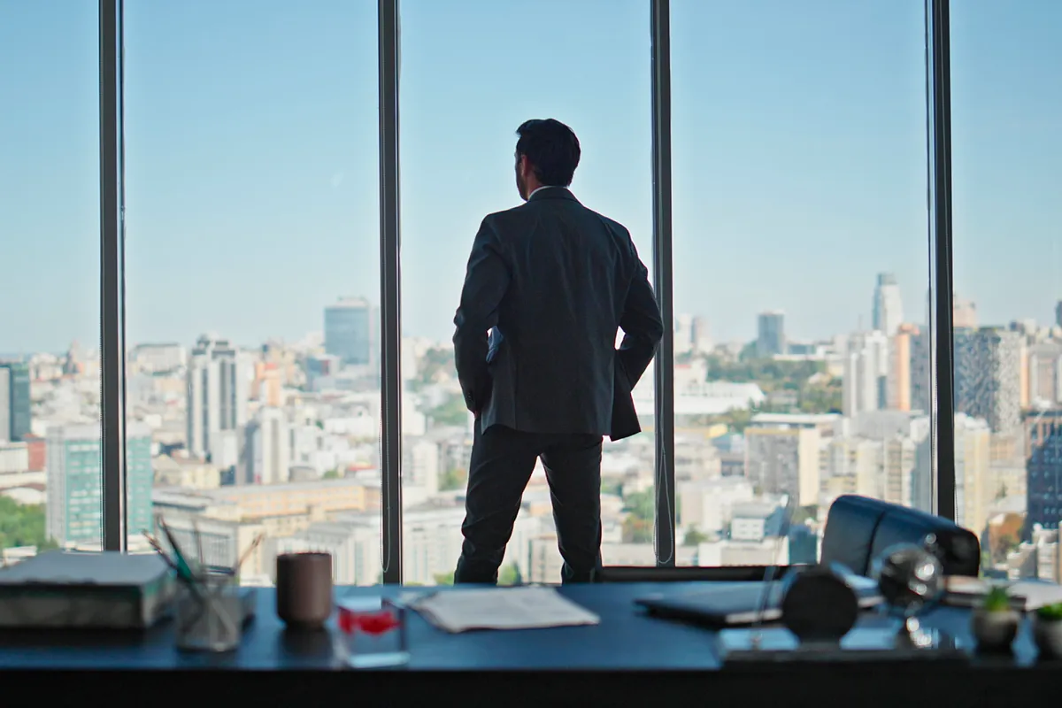 ¿Siguen necesitando los jefes un despacho privado?