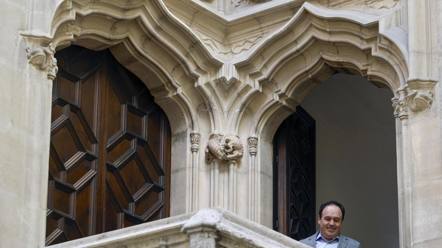 Llorca diseña un Gobierno continuista con la era Mazón en el que suma perfiles de peso político y de la época de Camps