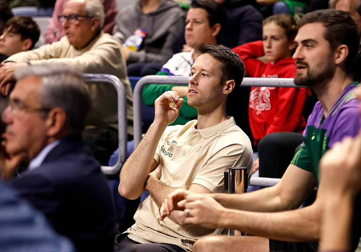 Pendiente de Kalinoski y Tillie para el duelo del domingo contra el Murcia