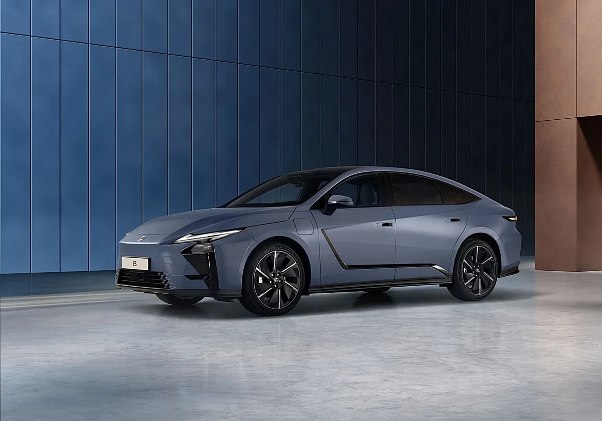 Lexus suma en 2025 su cuarto año de crecimiento en España y apunta a que en 2026 venderán más de 10.000 unidades