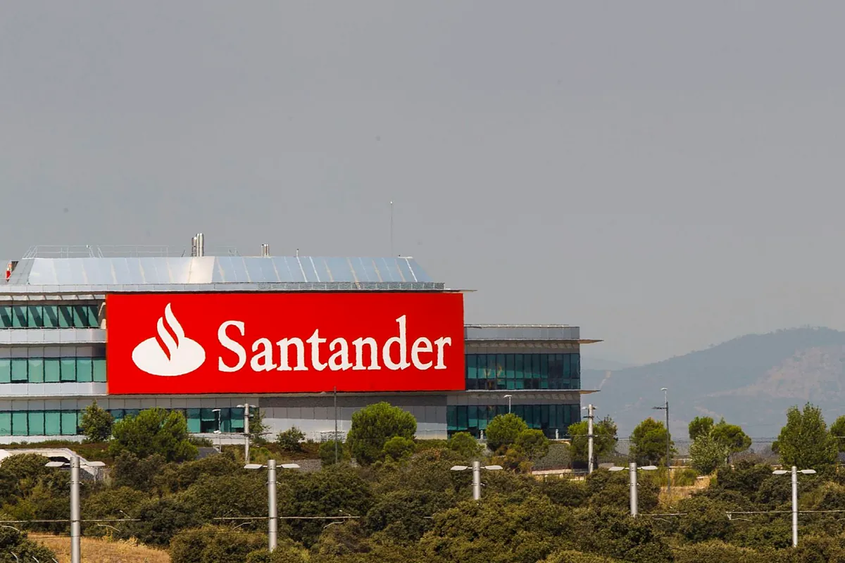 Santander refuerza el control contra el crimen financiero