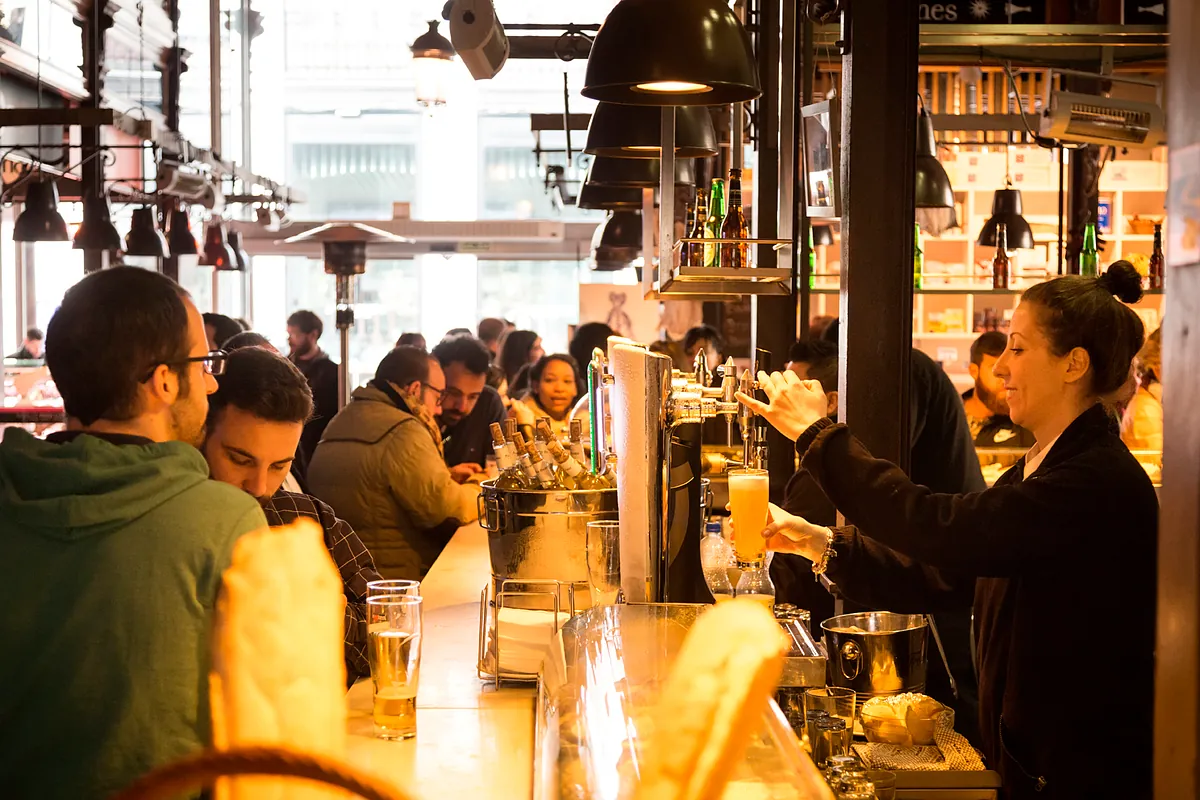 Realizar una actividad laboral estando de baja es causa de despido, aunque sea en un local propio
