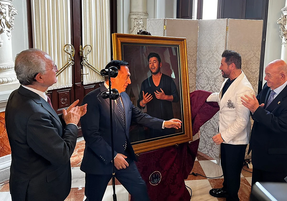 Miguel Poveda protagoniza el cartel del 50 aniversario del Concurso de Saetas de Málaga