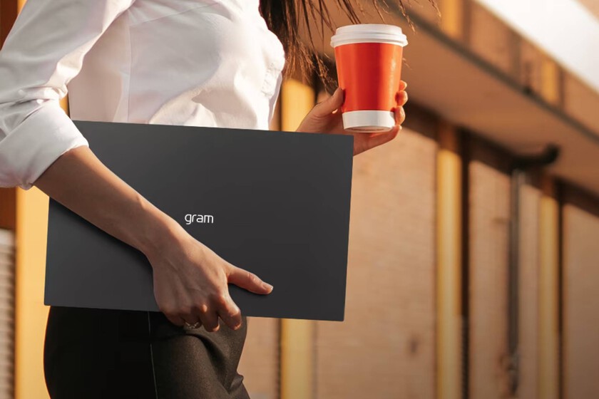 El Corte Inglés deja a más de la mitad de precio este portátil top LG con 1 TB y 32 GB de RAM