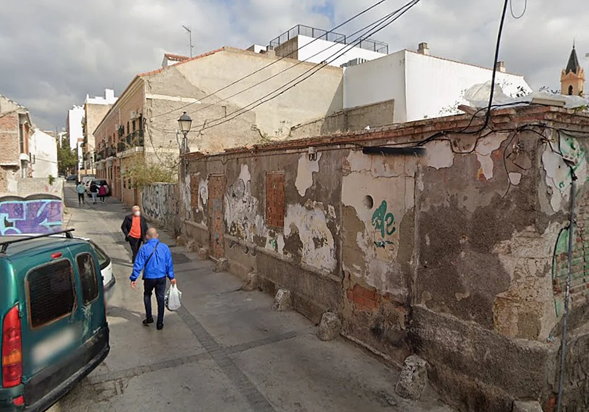 Number of tourist flats in Malaga's Trinidad district surges: Barcelona company plans to construct 12 more