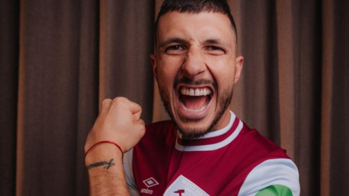 Guido Rodríguez hace fuerza para llegar al Valencia