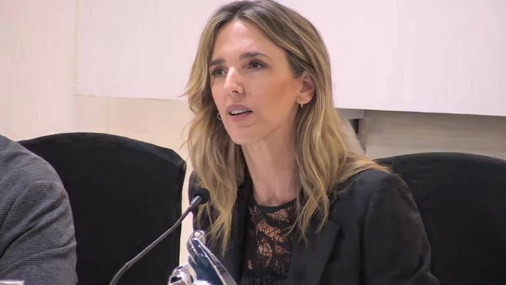 Cayetana sobre la tragedia del AVE: "Lo de las prostitutas en Adif, Koldo consejero de Renfe... La corrupción cuesta vidas"