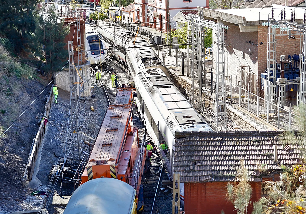 El último descarrilamiento del AVE en Málaga sigue sin aclararse quince meses después