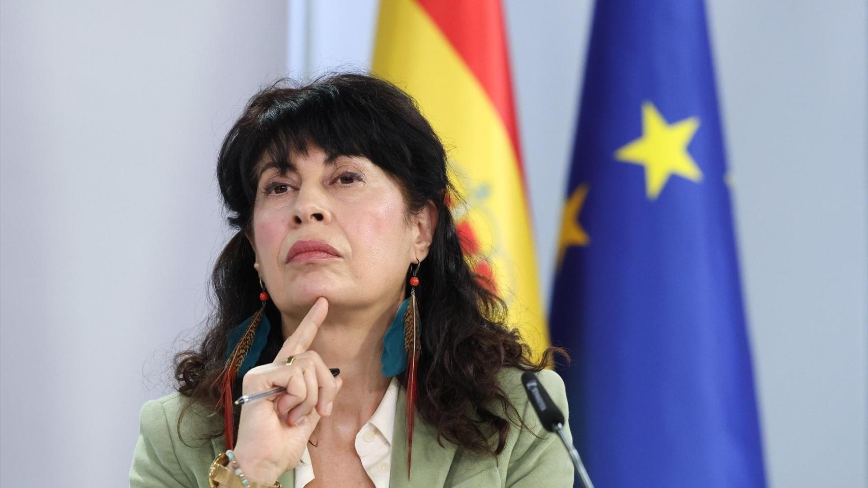 Por qué el Gobierno prioriza como "agente de igualdad" a 40.925 aspirantes: no tendrán que presentar título específico