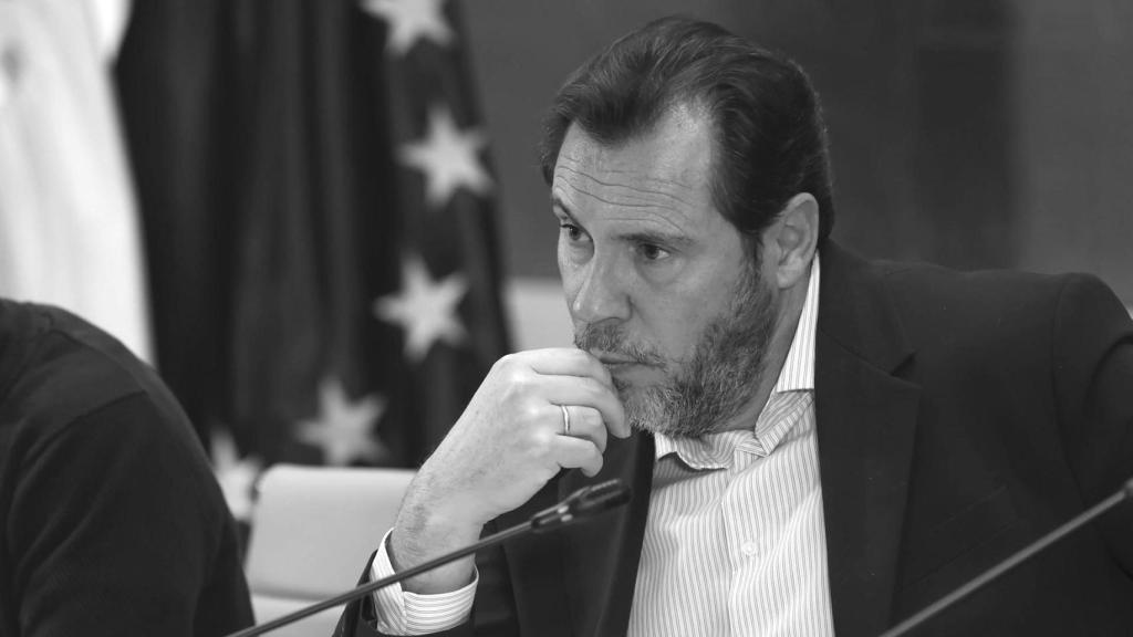 Puente da la cara para intentar salvar su cabeza