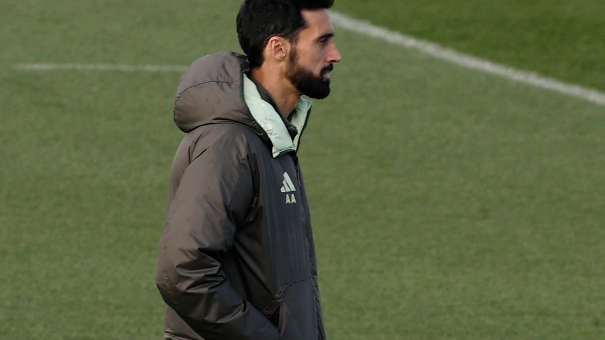 "Se pasa un algodón por la cerámica..."