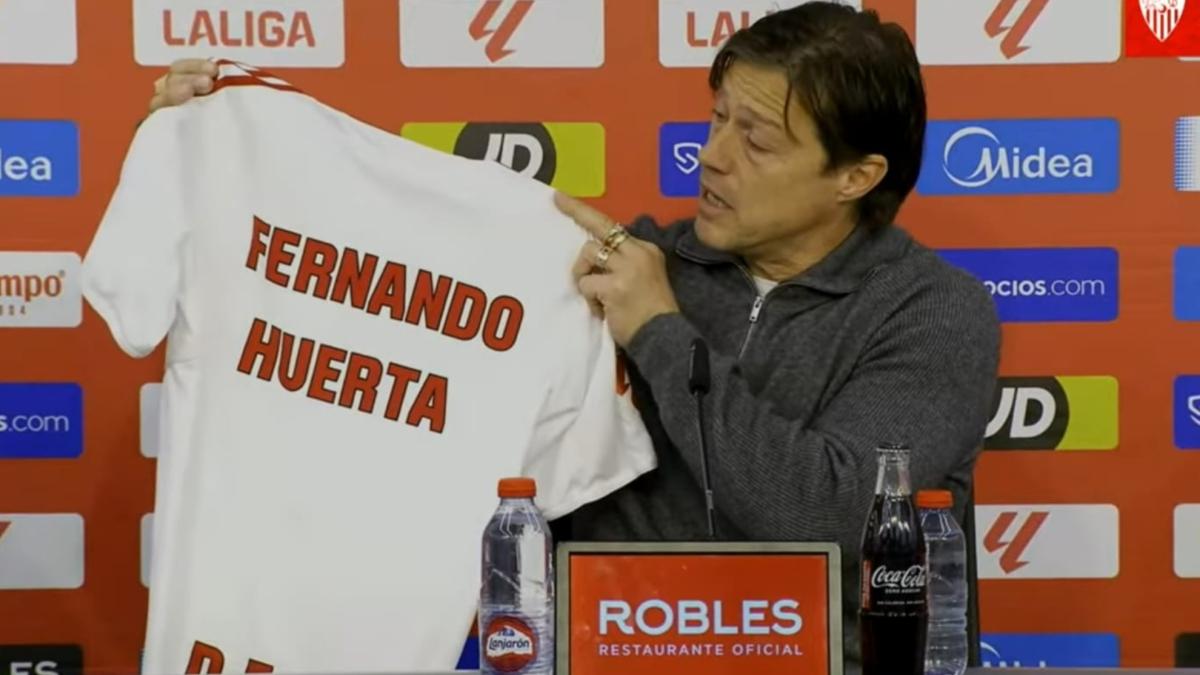 Almeyda: "Quería dedicar la victoria a un fan nuestro, este triunfo va para su familia"