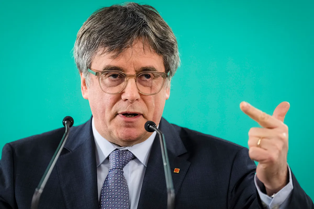El Constitucional prevé mantener la orden de detención nacional contra Puigdemont