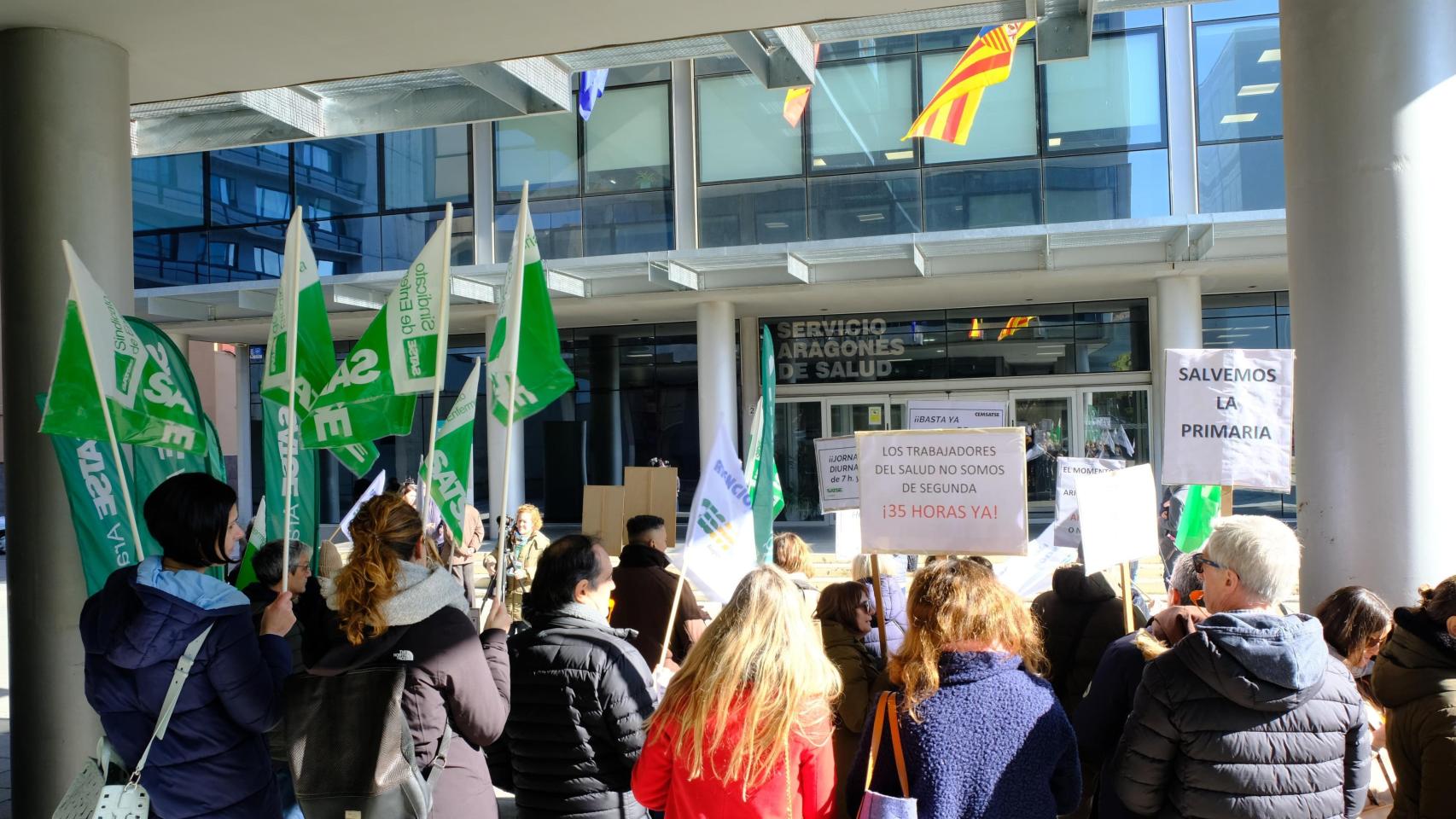 Los sindicatos sanitarios convocan una huelga indefinida que comenzará el 27 de enero como rechazo al Estatuto Marco