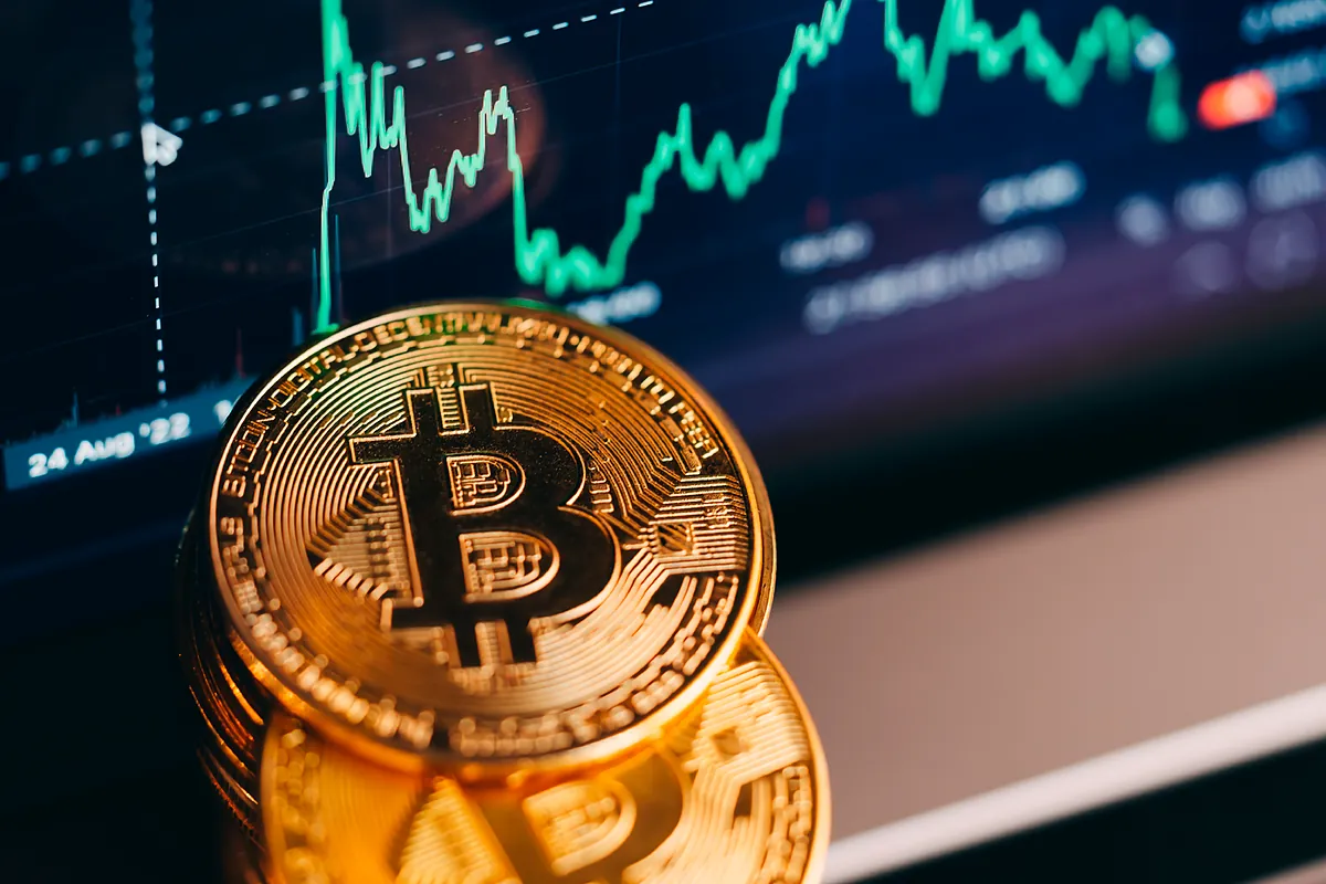 El bitcoin cae cerca de un 13% en el primer año del nuevo mandato de Donald Trump