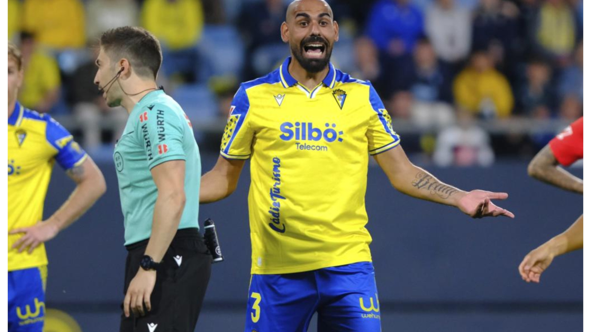 Fali, despedido del Cádiz por indisciplina<br>