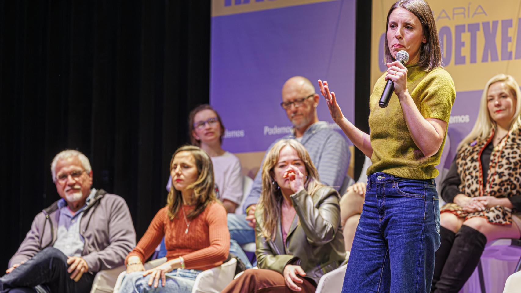 La crisis de los contratos a dedo agrava la tensión en Podemos a una semana del decisivo 8-F: "Cuando uno calla..."