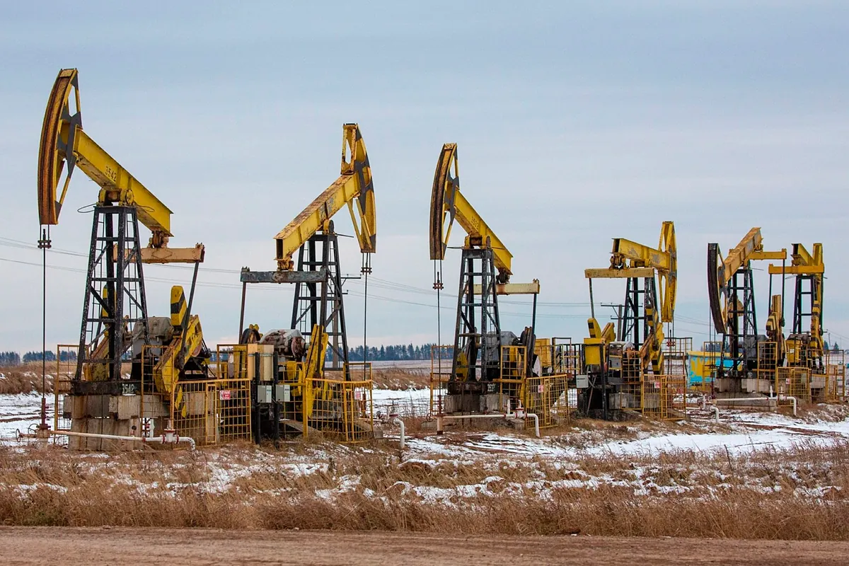 La OPEP+ mantiene congelada la producción pese al encarecimiento del petróleo