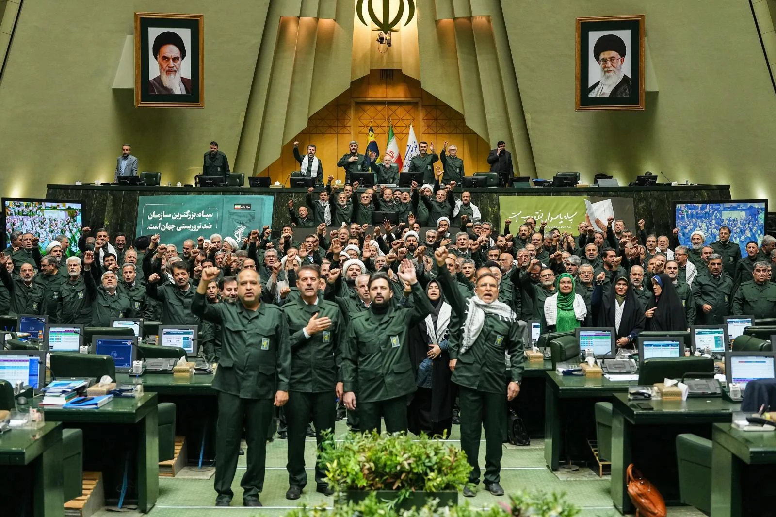 Irán declara a los ejércitos de la UE como «organizaciones terroristas»