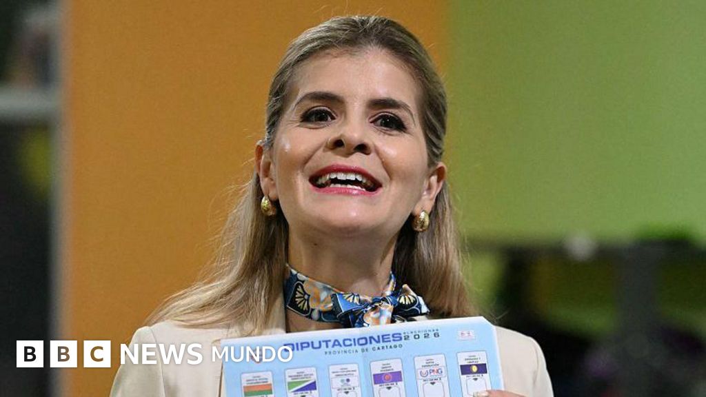 La oficialista Laura Fernández lidera el conteo en la primera vuelta de las elecciones presidenciales de Costa Rica