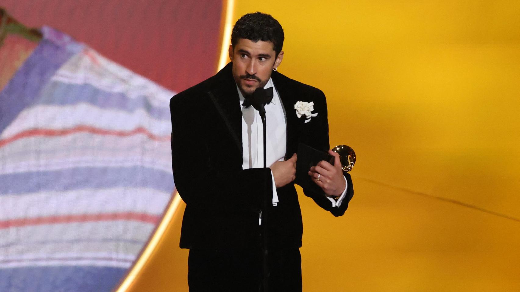 Bad Bunny gana el Grammy a mejor álbum con un disco en español y carga contra el ICE: "Somos humanos no salvajes"