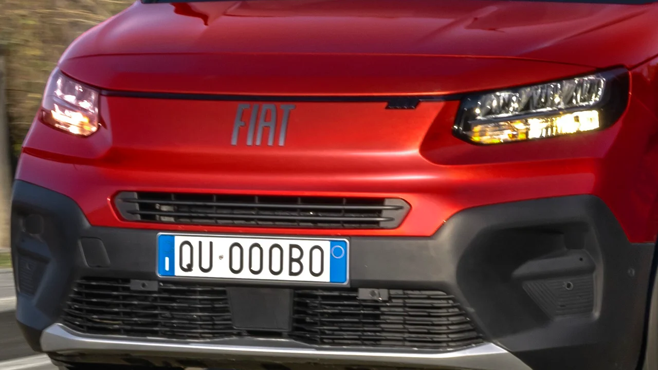 FIAT convierte el Qubo L en algo inesperado: 7 plazas, mucho equipamiento y precio de utilitario