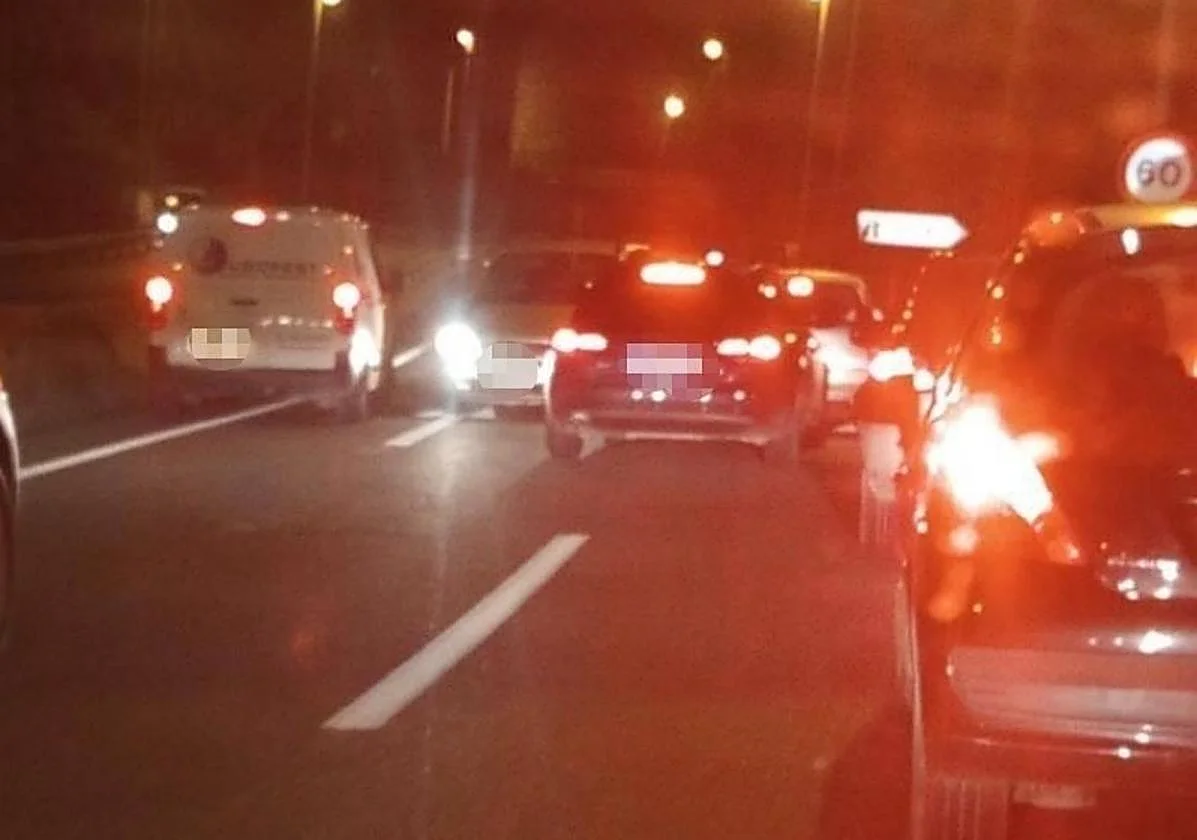 Un conductor siembra el pánico en la autovía, en Marbella, tras confundirse y circular en sentido contrario