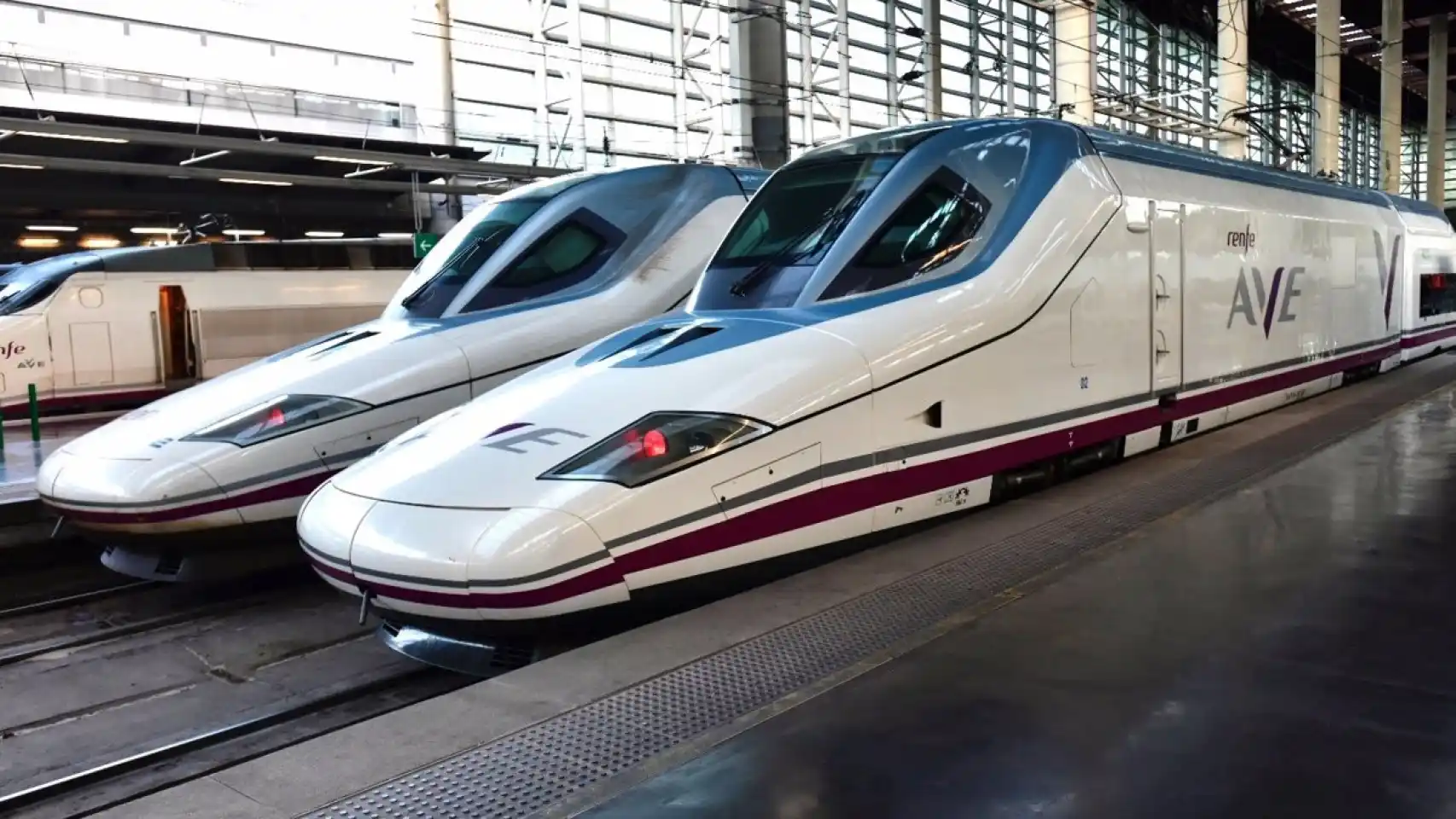 Renfe e Iryo suspenden el último servicio del día en la línea de alta velocidad entre Madrid y Barcelona