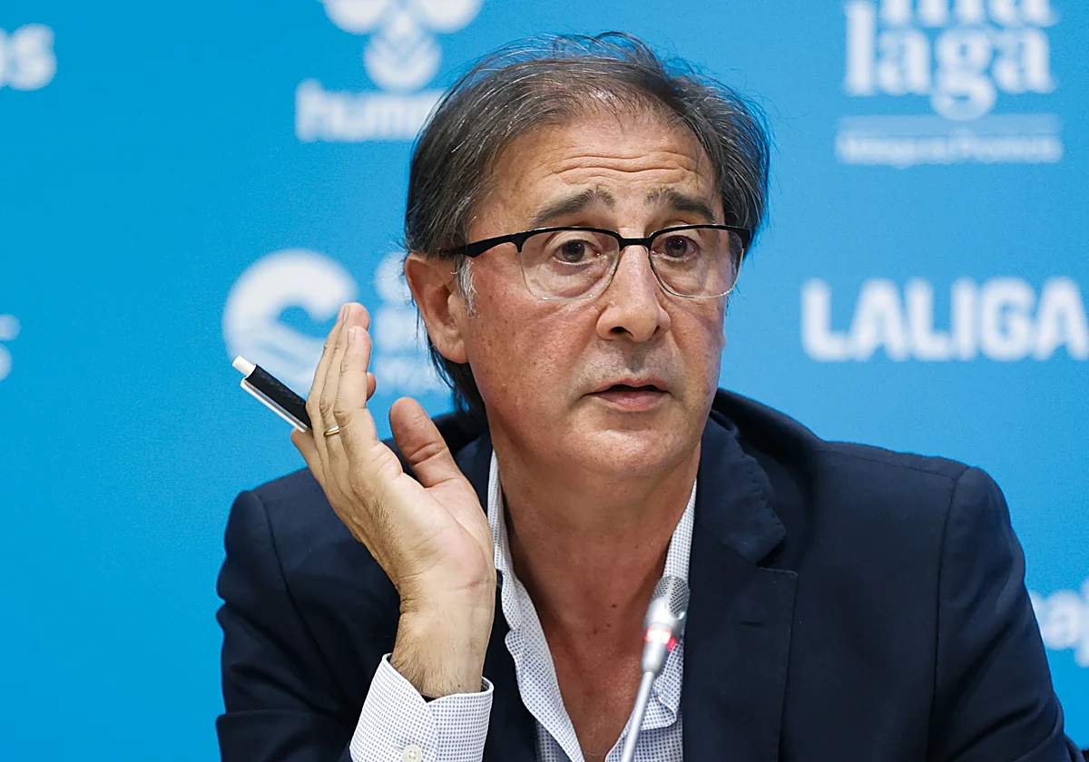 El Málaga, pendiente de su partido en Anduva y de las últimas horas del mercado