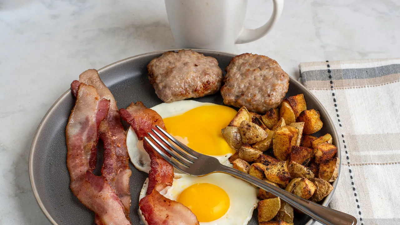 La dieta keto para perder peso podría dañar tu hígado