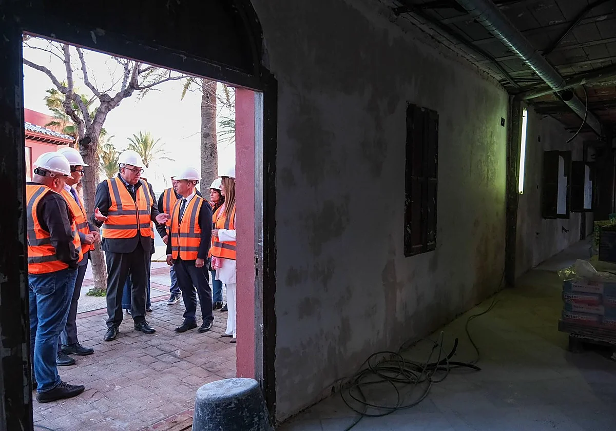 Benalmádena ha recibido de la Junta 6,5 millones en ayudas para desarrollo turístico